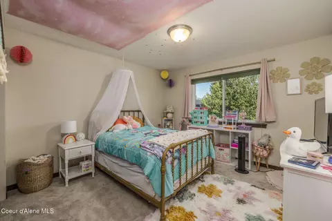 Bedroom - 30259 N Sienna Loop, Athol, ID 83801 photo 3 of 4