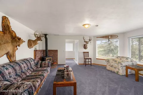 Living - 528 S Rapids Bend Ln, Post Falls, ID 83854 photo 6 of 6