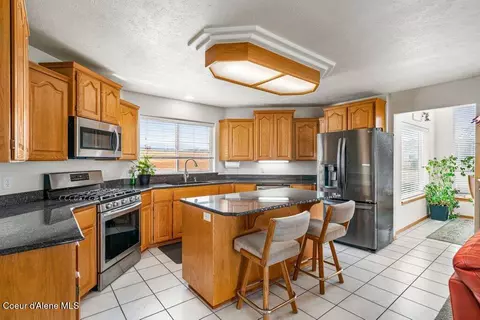 Kitchen - 528 S Rapids Bend Ln, Post Falls, ID 83854 photo 1 of 5