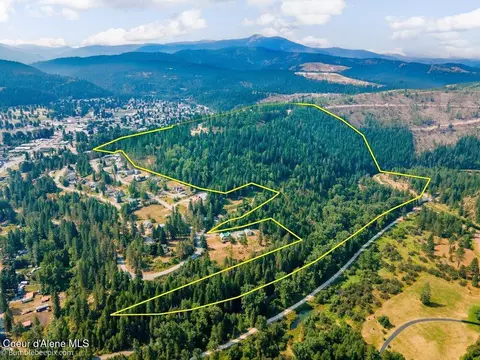 View/Area - 1570 Skyline Dr, Pinehurst, ID 83850 photo 1 of 13