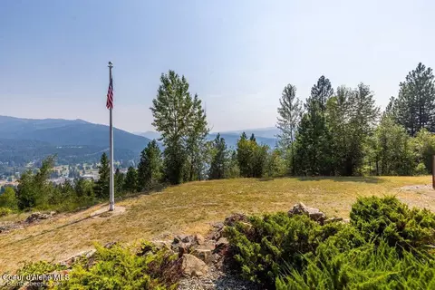 Exterior - 1570 Skyline Dr, Pinehurst, ID 83850 photo 10 of 39