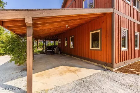 Exterior - 1570 Skyline Dr, Pinehurst, ID 83850 photo 17 of 39