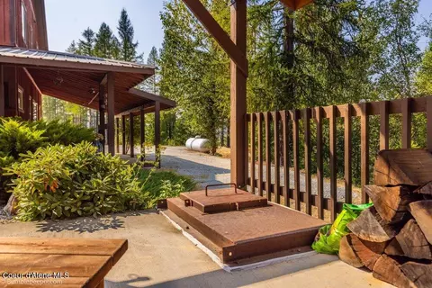 Exterior - 1570 Skyline Dr, Pinehurst, ID 83850 photo 23 of 39