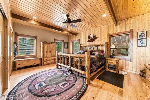 Bedroom - 1570 Skyline Dr, Pinehurst, ID 83850 photo 1 of 4