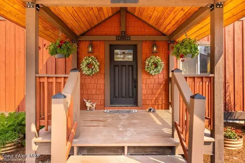 Exterior - 1570 Skyline Dr, Pinehurst, ID 83850 photo 5 of 39