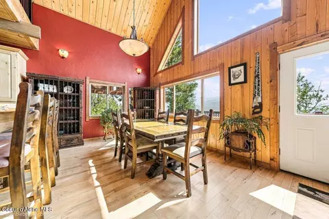 Dining - 1570 Skyline Dr, Pinehurst, ID 83850 photo 1 of 2