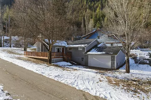 1020 Mill St, Wardner, ID 83837
