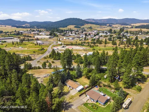 View/Area - 652 H St, Plummer, ID 83851 photo 2 of 10