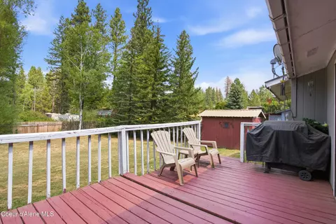 Exterior - 652 H St, Plummer, ID 83851 photo 12 of 14