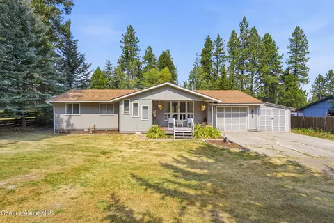 Exterior - 652 H St, Plummer, ID 83851 photo 4 of 14