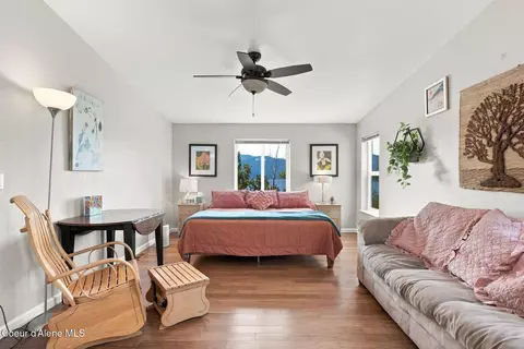 Bedroom - 403 S Lakefront Ave, Harrison, ID 83833 photo 1 of 3