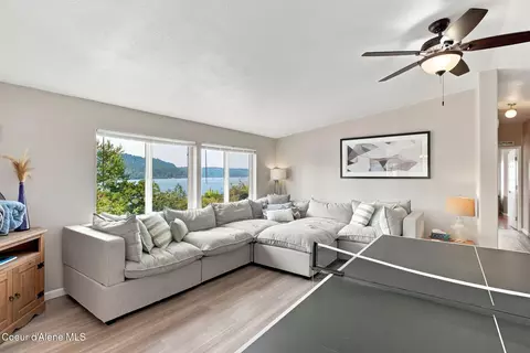 Living - 403 S Lakefront Ave, Harrison, ID 83833 photo 1 of 2