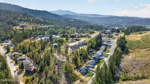 View/Area - 205 Old Farm Rd, Pinehurst, ID 83850 photo 6 of 14