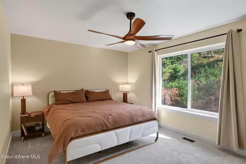 Bedroom - 205 Old Farm Rd, Pinehurst, ID 83850 photo 5 of 6