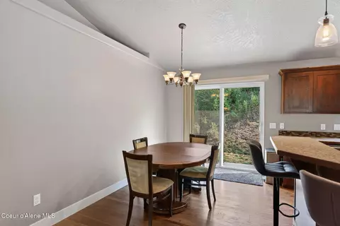 Dining - 205 Old Farm Rd, Pinehurst, ID 83850 photo 3 of 4