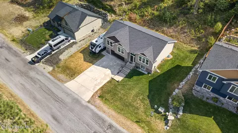 View/Area - 205 Old Farm Rd, Pinehurst, ID 83850 photo 2 of 14