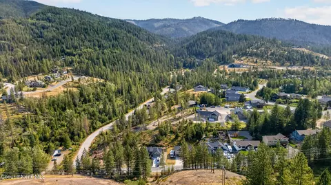 View/Area - 205 Old Farm Rd, Pinehurst, ID 83850 photo 8 of 14