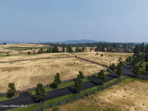 17118 S Estrella Dr, Coeur D'alene, ID 83814
