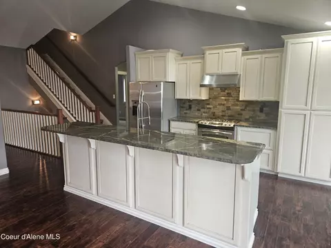 Kitchen - 901 S Edgeview Ter, Post Falls, ID 83854 photo 1 of 2