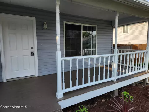 240 W Navaho Ave, Post Falls, ID 83854