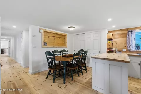 Dining - 28 Whiskey Jack Rd, Sandpoint, ID 83864 photo 1 of 2