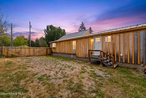 Exterior - 28 Whiskey Jack Rd, Sandpoint, ID 83864 photo 2 of 11
