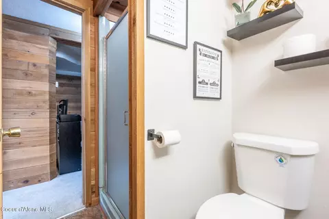 Bath - 701 E Bismark Ave, Spokane, WA 99208 photo 3 of 3