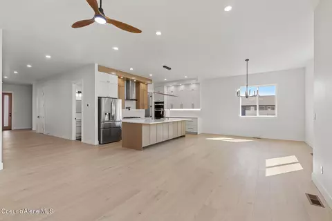 Living - 2448 E Salvation Ct, Post Falls, ID 83854 photo 4 of 4