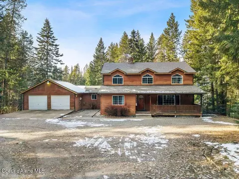 15951 N Pinewood Way, Hayden, ID 83835
