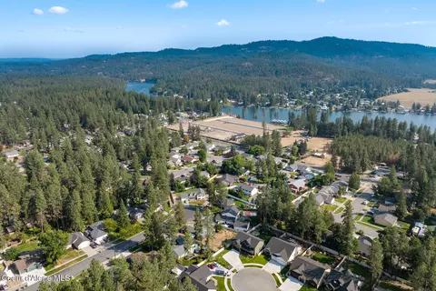 View/Area - 2068 E Plaza Ct, Post Falls, ID 83854 photo 1 of 6