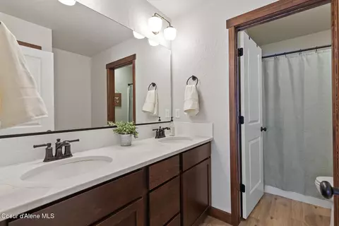 Bath - 2068 E Plaza Ct, Post Falls, ID 83854 photo 5 of 5