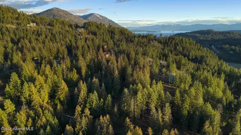 Nna White Cloud, Sandpoint, ID 83864 photo 5