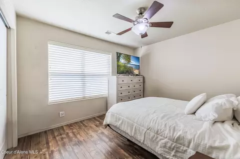 Bedroom - 2642 E Thrush Dr, Post Falls, ID 83854 photo 2 of 6