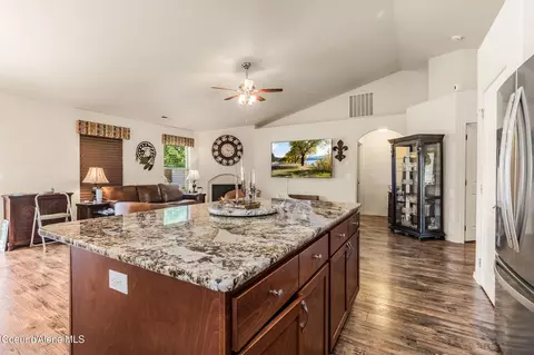 Kitchen - 2642 E Thrush Dr, Post Falls, ID 83854 photo 4 of 4