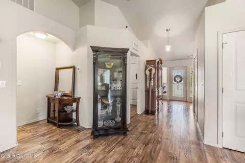 Entry Way - 2642 E Thrush Dr, Post Falls, ID 83854 photo 2 of 2