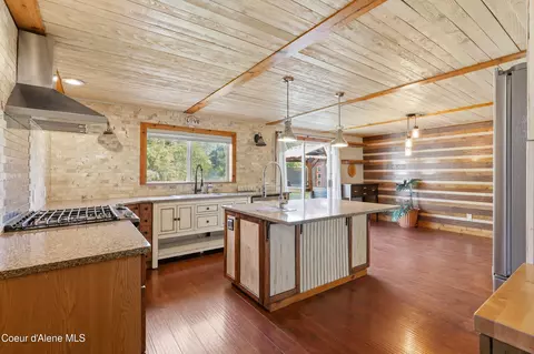 Kitchen - 1909 E Meadow Ln, Post Falls, ID 83854 photo 3 of 3