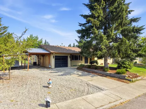 Exterior - 1909 E Meadow Ln, Post Falls, ID 83854 photo 3 of 9