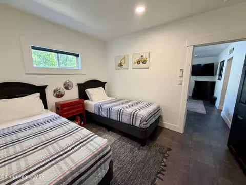 Bedroom - 323 W Park Ave, Kellogg, ID 83837 photo 5 of 6