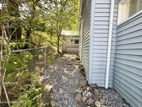 Exterior - 323 W Park Ave, Kellogg, ID 83837 photo 12 of 14