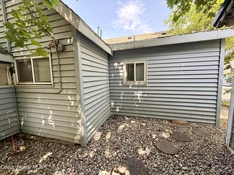 Exterior - 323 W Park Ave, Kellogg, ID 83837 photo 10 of 14