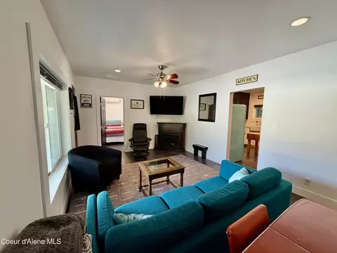 Living - 323 W Park Ave, Kellogg, ID 83837 photo 3 of 3