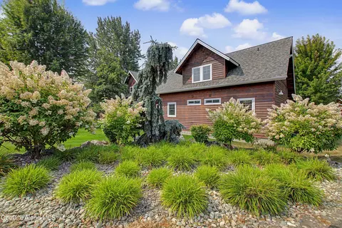 Exterior - 224 Pomrankey Ln, Dover, ID 83825 photo 4 of 5