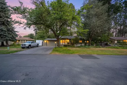 5510 N Parkwood Cir, Coeur D'alene, ID 83815