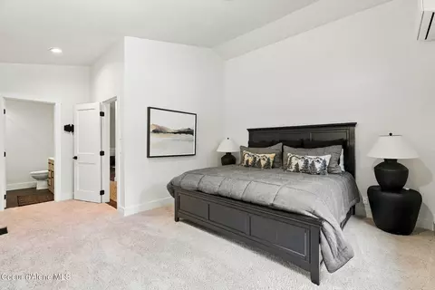 Bedroom - 7285 E Henry Point Rd, Hayden, ID 83835 photo 4 of 8