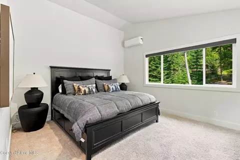 Bedroom - 7285 E Henry Point Rd, Hayden, ID 83835 photo 3 of 8