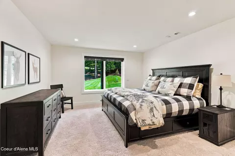 Bedroom - 7285 E Henry Point Rd, Hayden, ID 83835 photo 8 of 8
