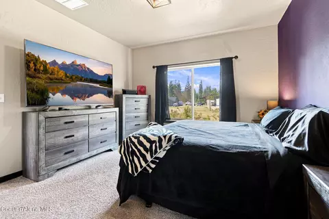 Bedroom - 29 Bumpy Way, Blanchard, ID 83804 photo 2 of 3