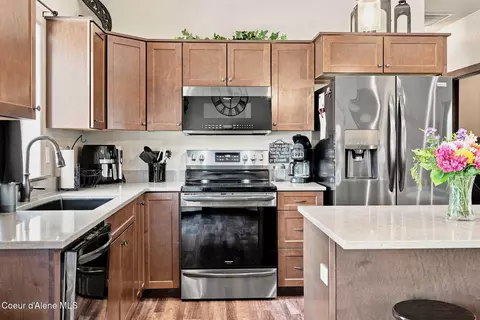 Kitchen - 29 Bumpy Way, Blanchard, ID 83804 photo 2 of 2