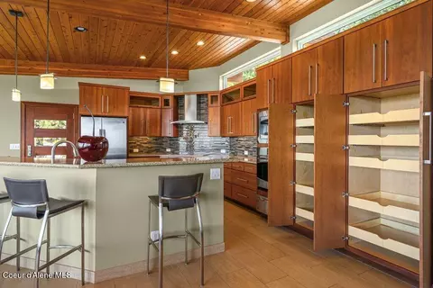 Kitchen - 1035 S Valleyview Rd, Post Falls, ID 83854 photo 5 of 8