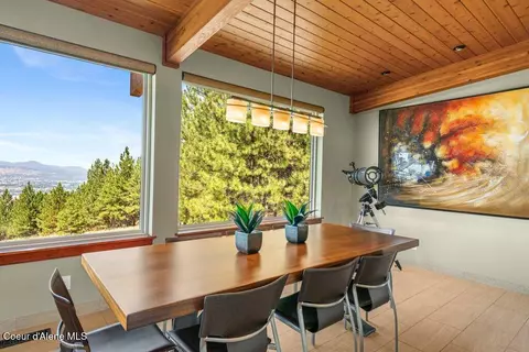 Dining - 1035 S Valleyview Rd, Post Falls, ID 83854 photo 1 of 3
